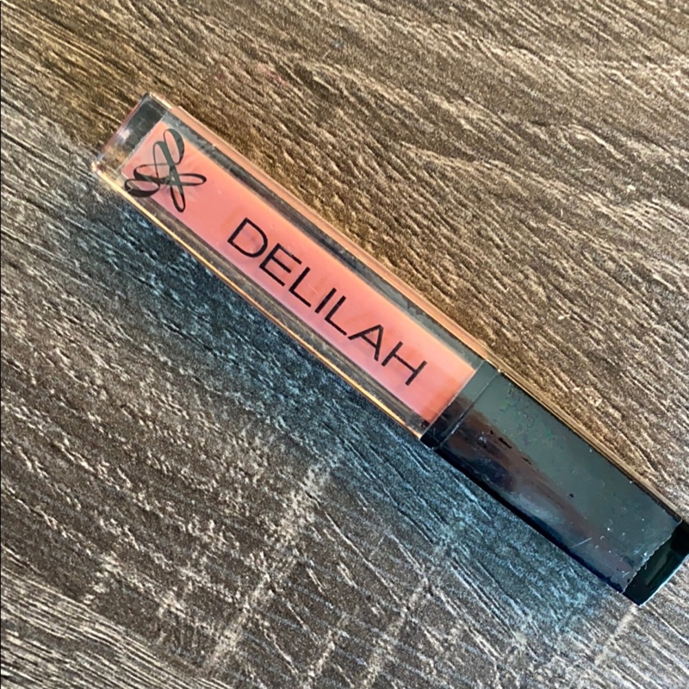 Delilah Luxe Lips XOXO D20126 lipgloss pink